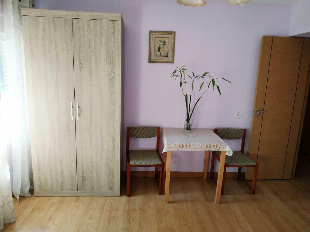 Apartment In Valenza Esterno foto